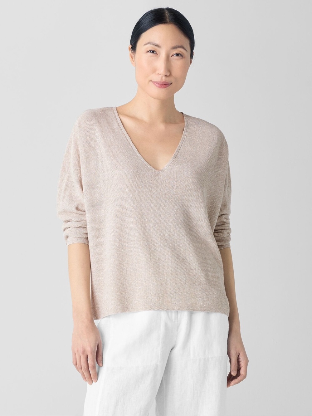 Organic Linen Cotton V-Neck Top - Picture 2 of 7